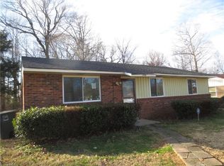 2506 Madre Pl, Greensboro, NC 27406