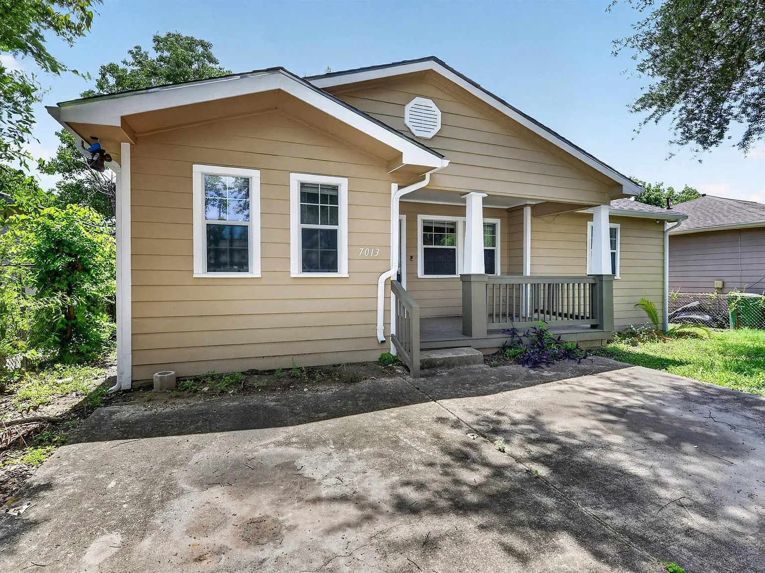 3 bed, 2.0 bath, 1166 sqft, $1,495 — Photo 4