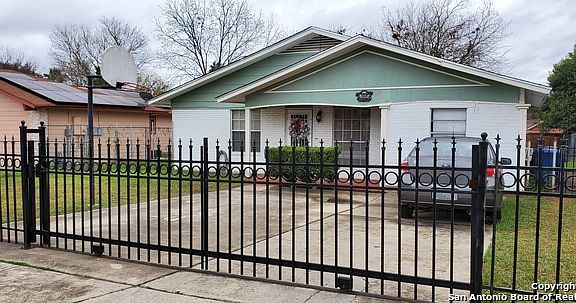 2nd image of 6010 Paddock Dr