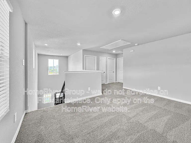 414 Bertney Dr — Photo 12