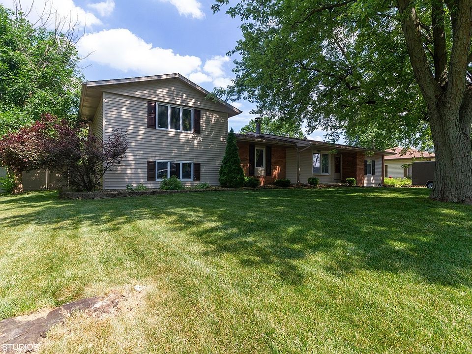 1st image of 2987 N Osage Dr