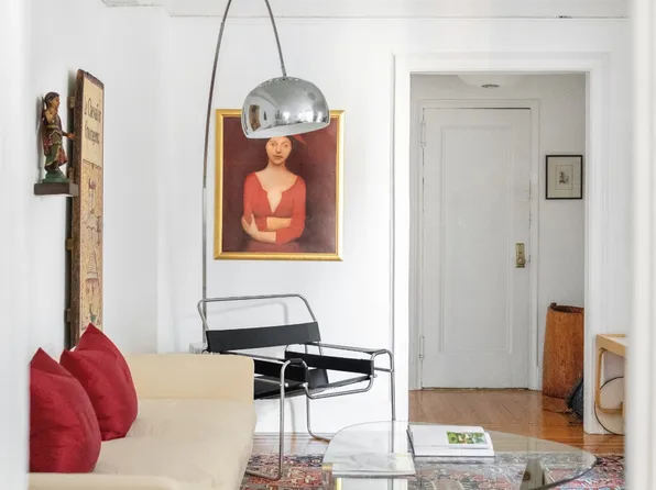 150 East 93rd Street image 6 of 9