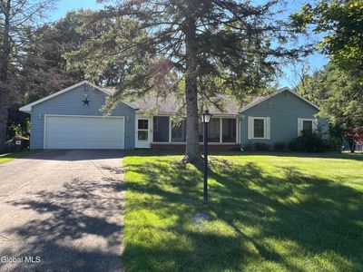 41 Glenwood Avenue, Queensbury, NY, 12804