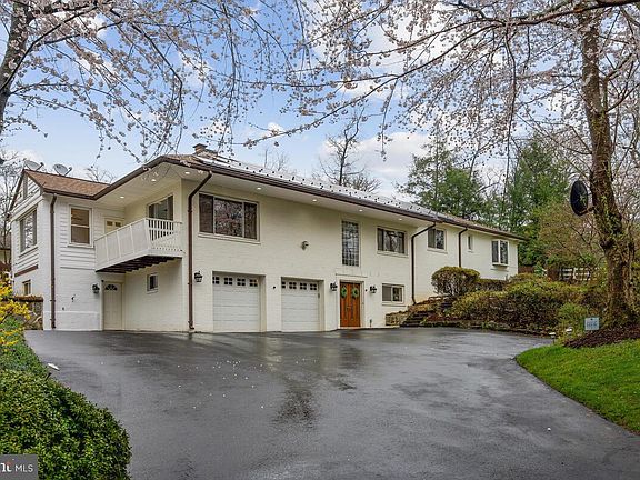 4th image of 9217 Beech Hill Dr