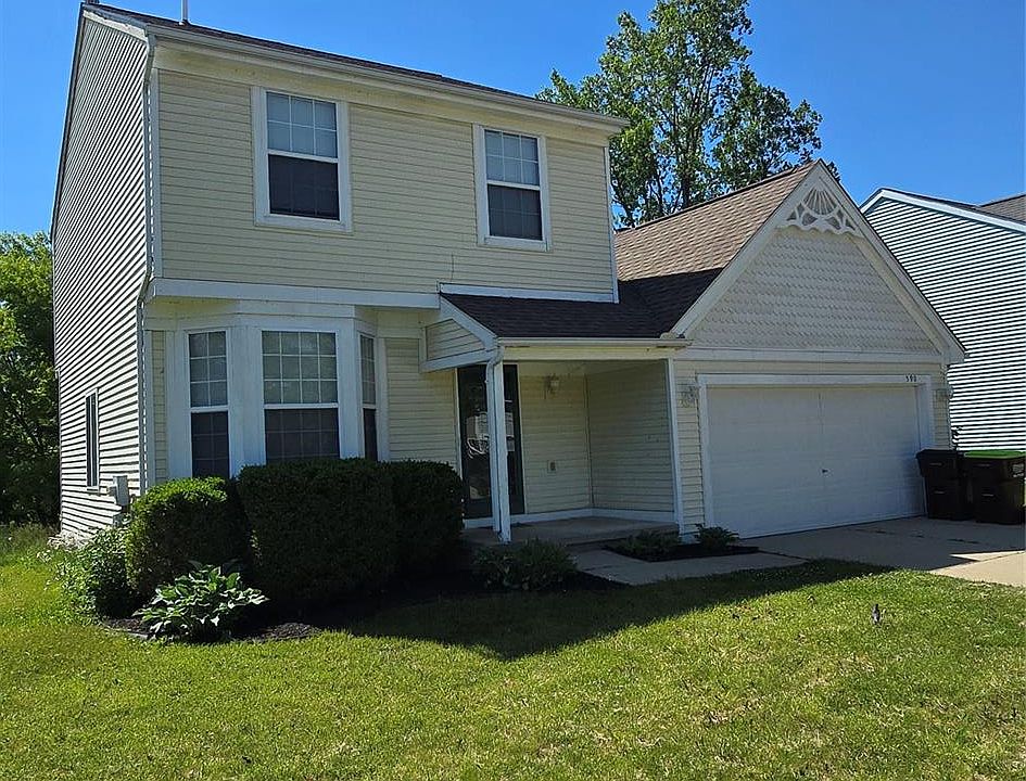 1st image of 590 Thornhill Ct