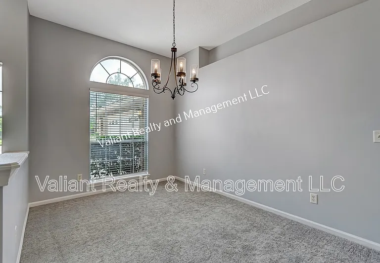 12197 Ripken Cir N — Photo 13