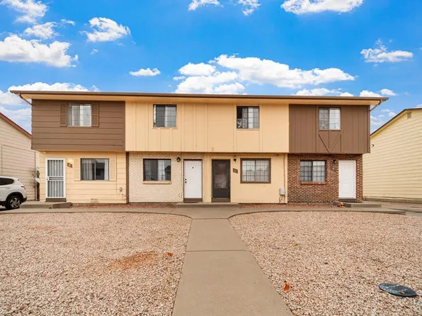 8 Royal Crest Dr, Pueblo, CO 81005