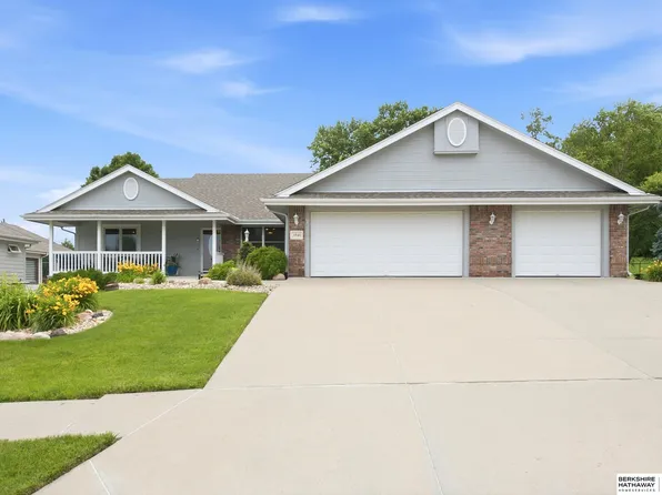 3941 S 183rd Ave, Omaha, NE 68130