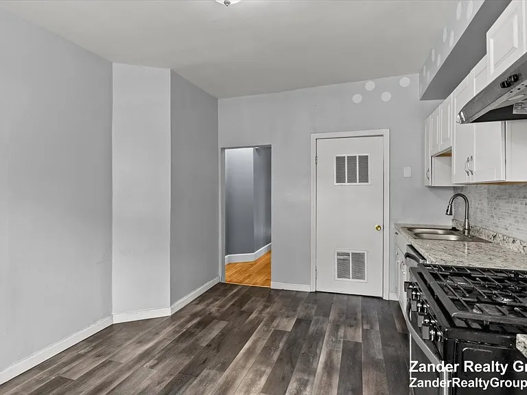 26 Alpine St #2 — Photo 13