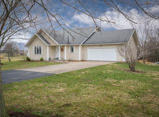 953 E Sunrise Ct, Ozark, MO 65721