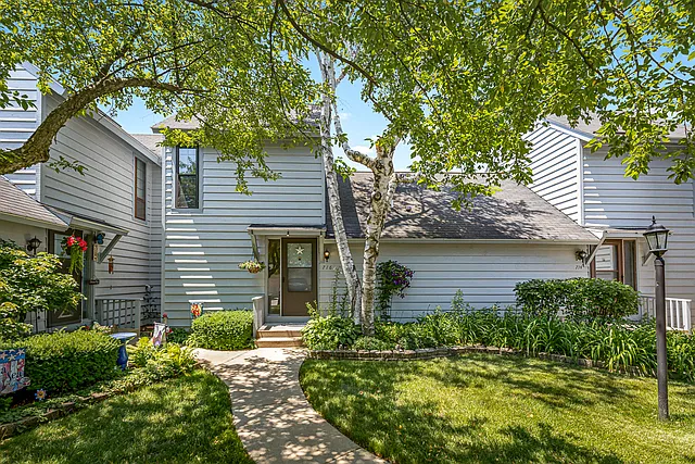 716 Colby Ct photo 1