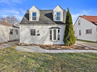 3742 N 97th Pl, Milwaukee, WI