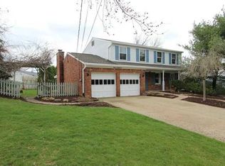 1186 Billings Dr, Pittsburgh, PA 15241