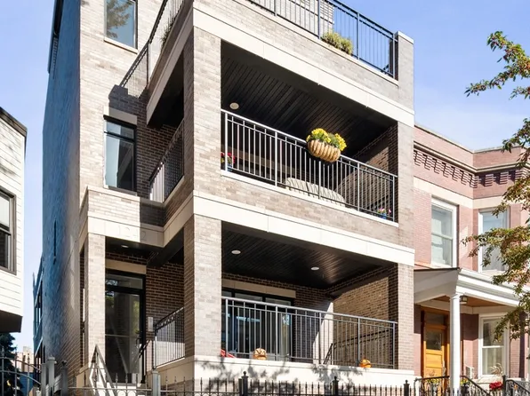 1242 W Grace St #3, Chicago, IL 60613