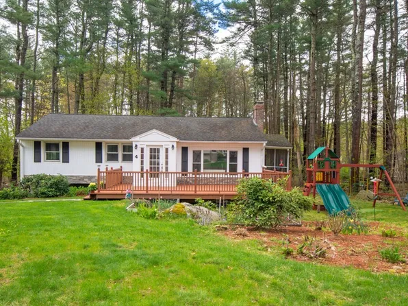 4 Duggan Rd, Acton, MA 01720
