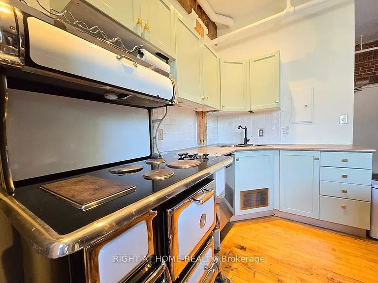 121 Prescott Ave #12 — Photo 6