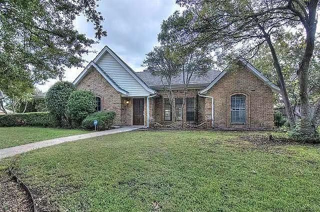 1st image of 3000 Laguna Dr