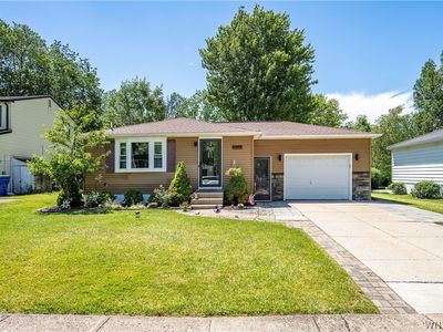 4368 Chisholm Trl, Hamburg, NY, 14075