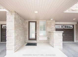 2435 Greenwich Dr #37, Oakville, ON L6M 0S4