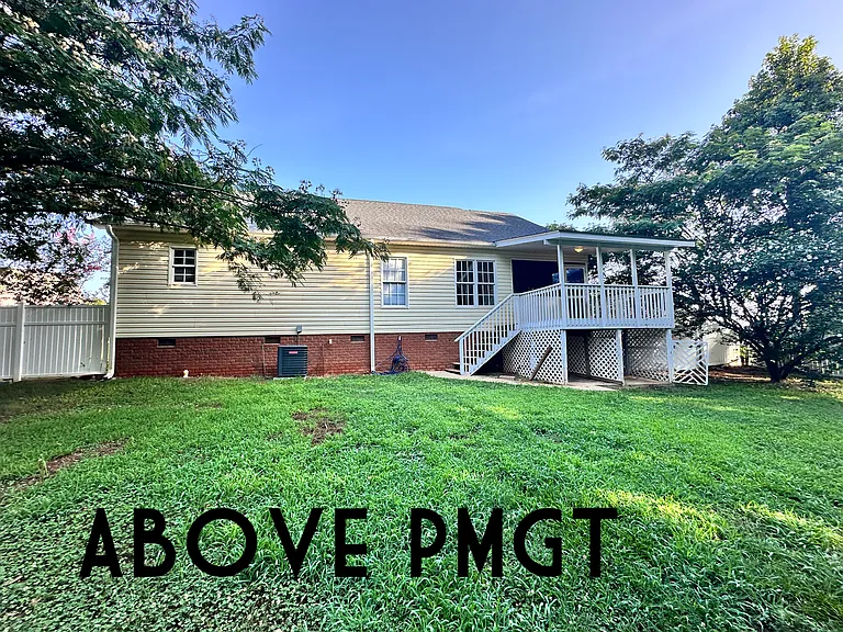 135 Cherrywood Rd — Photo 15