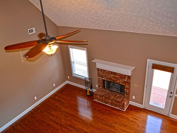 5th image of 2118 Breedlove Springs Ct