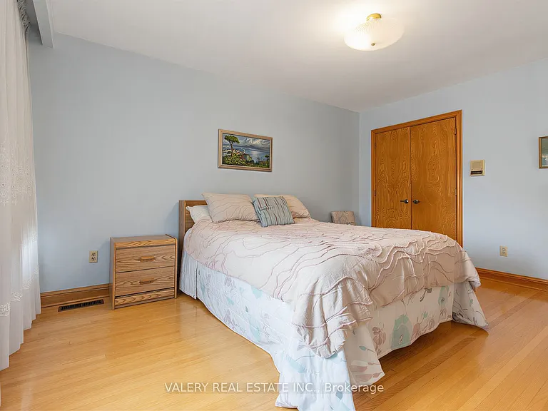 370 Maple Leaf Dr — Photo 30