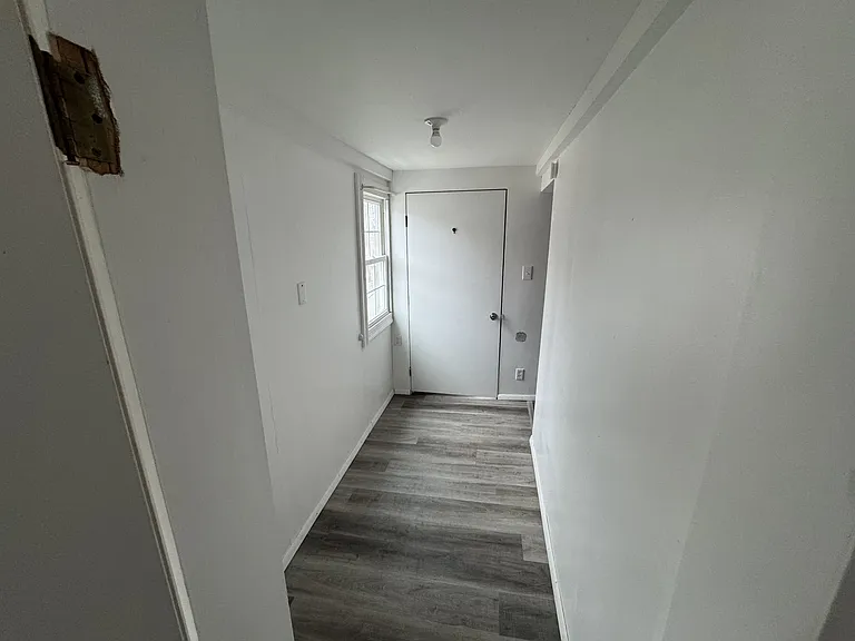 169 N Grant St #4 — Photo 6