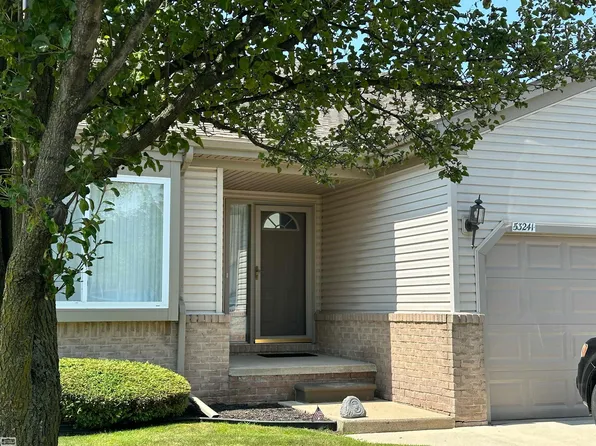 53241 Butternut St, Chesterfield, MI 48051