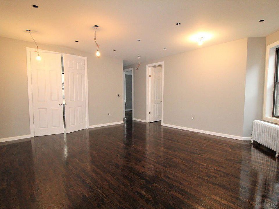 2nd image of 2180 Bronx Park E #2R