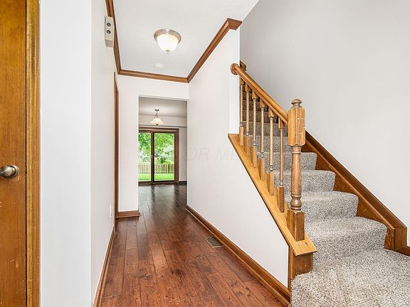 3rd image of 351 Northview Dr