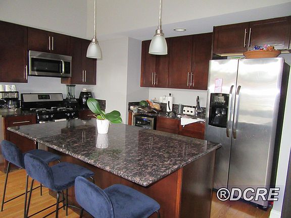 2nd image of 7453 N Western Ave APT 1s