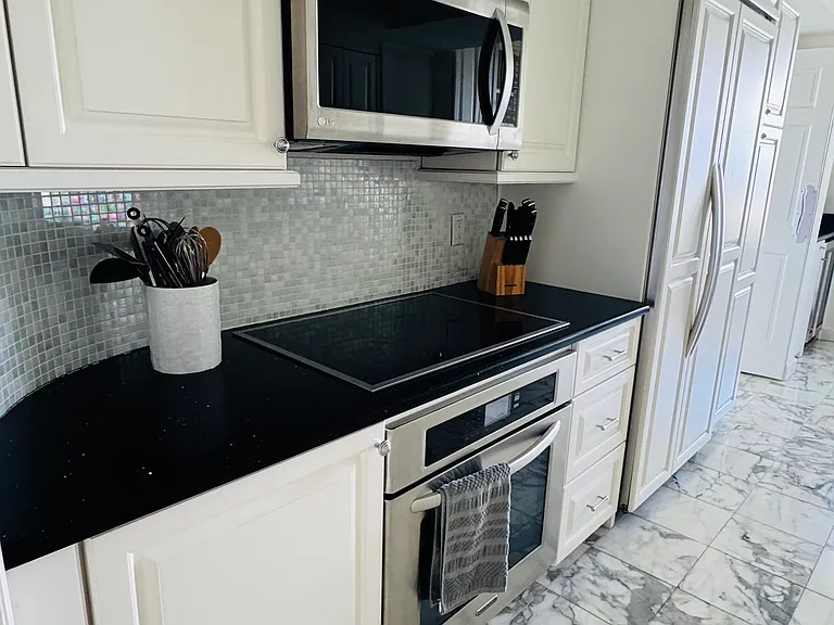 775 Longboat Club Rd #705 — Photo 12
