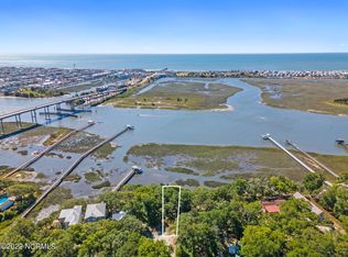 1712 Hemingway Dr SW, Ocean Isle Beach, NC 28469