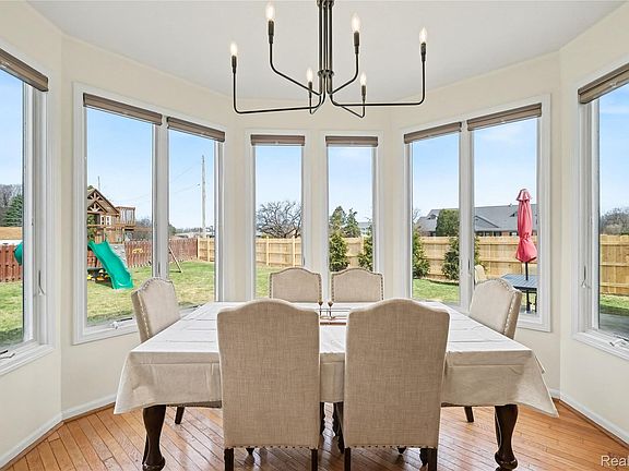 4th image of 5143 Territorial Rd