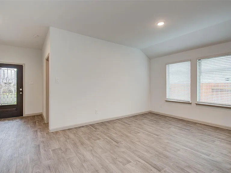 3507 Telford Ln — Photo 14
