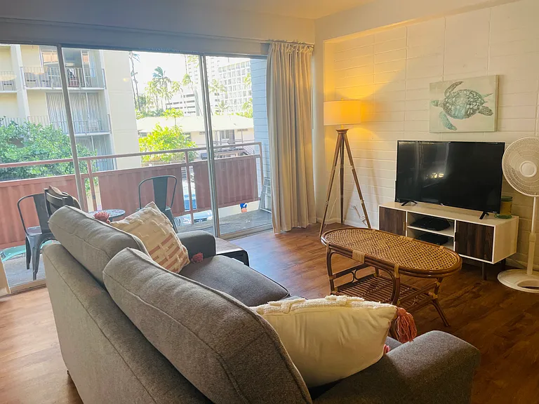 417 Nohonani St #309 — Photo 9