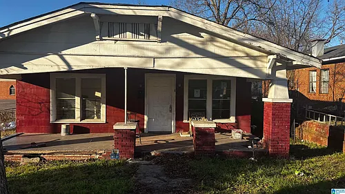 410 53rd St Photo 1
