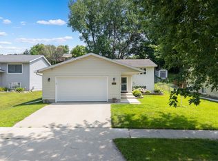 2736 Rose Dr SE, Rochester, MN 55904