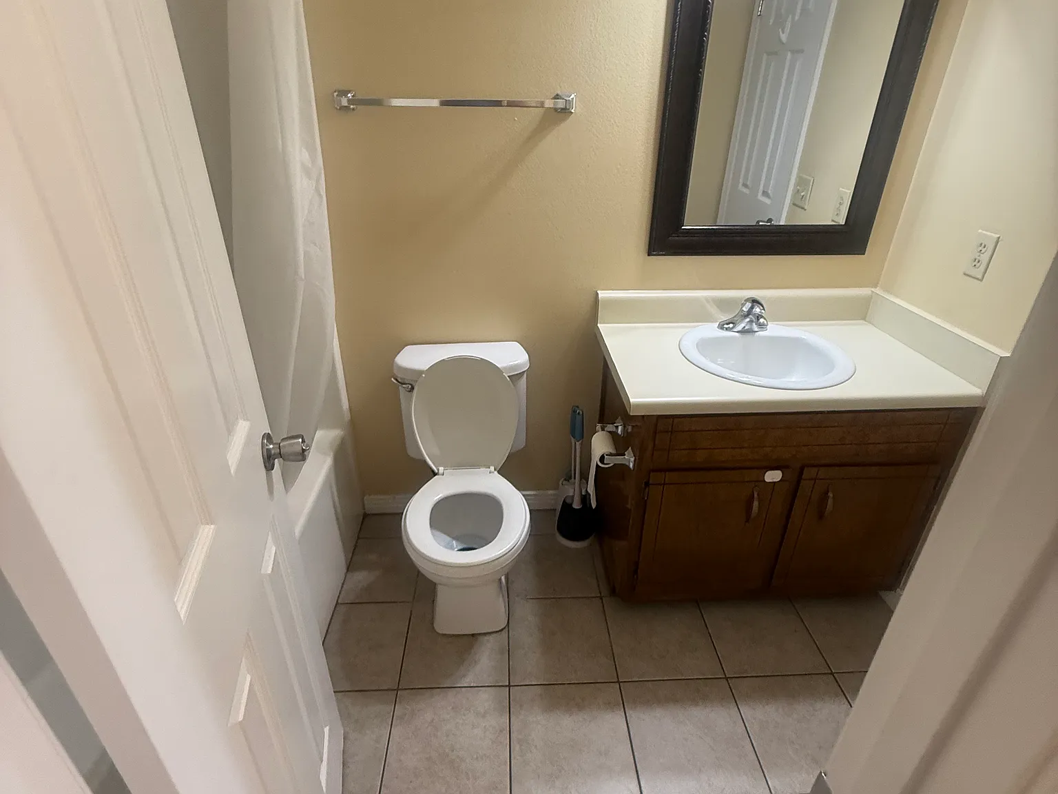 2 bed, 1.5 bath, 1000 sqft, $1,450 — Photo 4