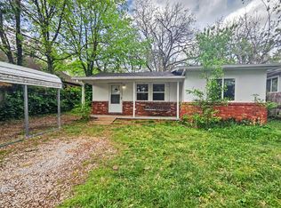 2939 W Grand Street, Springfield, MO 65802