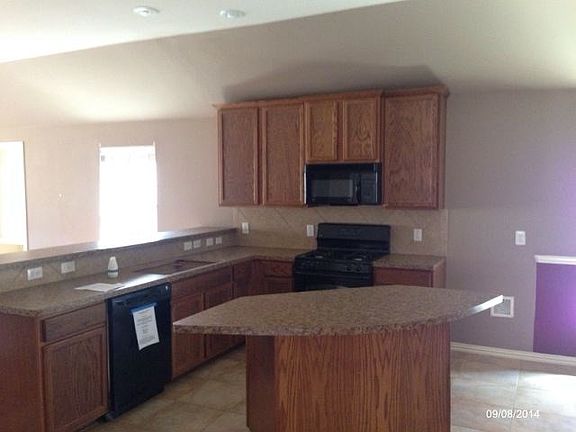 5th image of 2720 Laurel Oak Dr