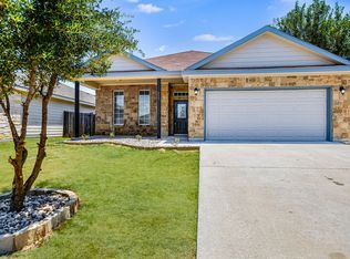 217 Geode Ln, Jarrell, TX 76537