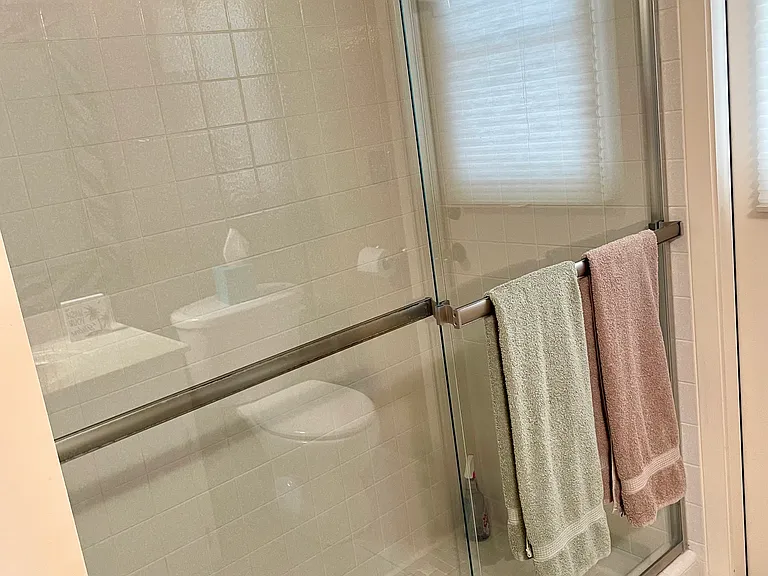 1319 Vermeer Dr — Photo 25