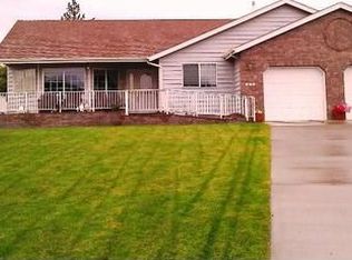 755 NW 22nd St, Redmond, OR 97756