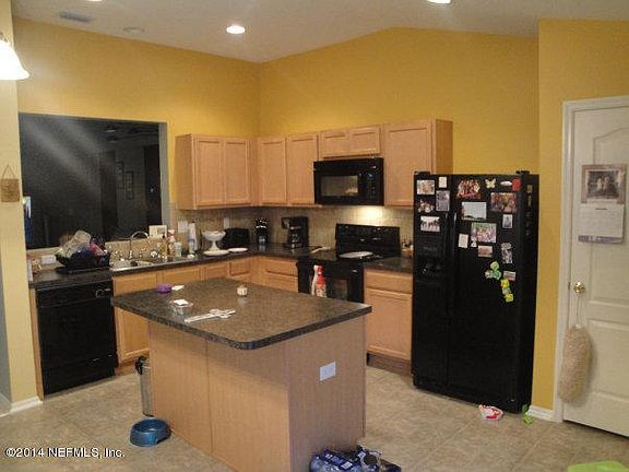 4th image of 390 Candlebark Dr