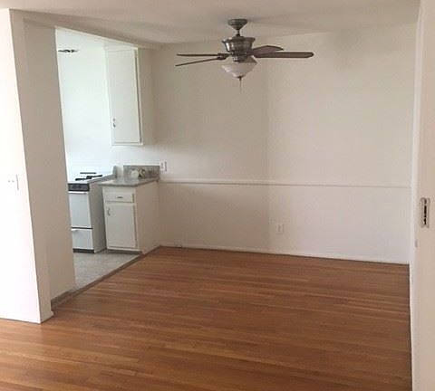3rd image of 3636 Mentone Ave #6691472