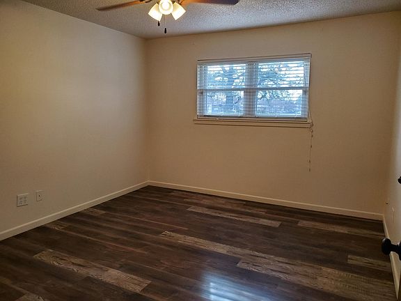 5th image of 1402 Eastover St