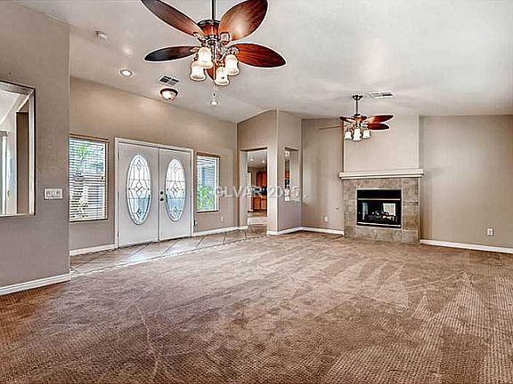 3rd image of 8413 Romantic Sunset St