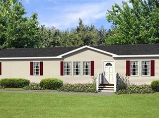 1673 Thorn Ridge Dr, Newton, NC 28658