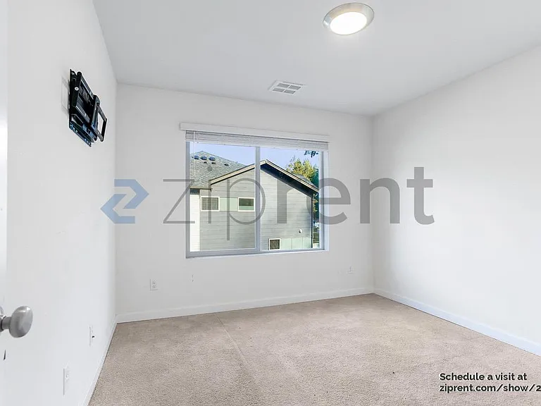 13117 3rd Ave SE #B3 — Photo 16